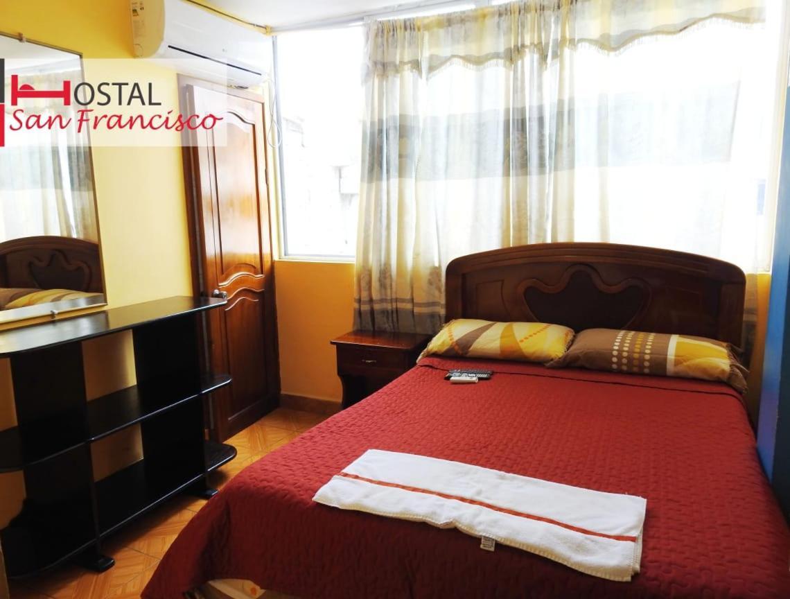 Hostal San Francisco San Cristóbal Ngoại thất bức ảnh