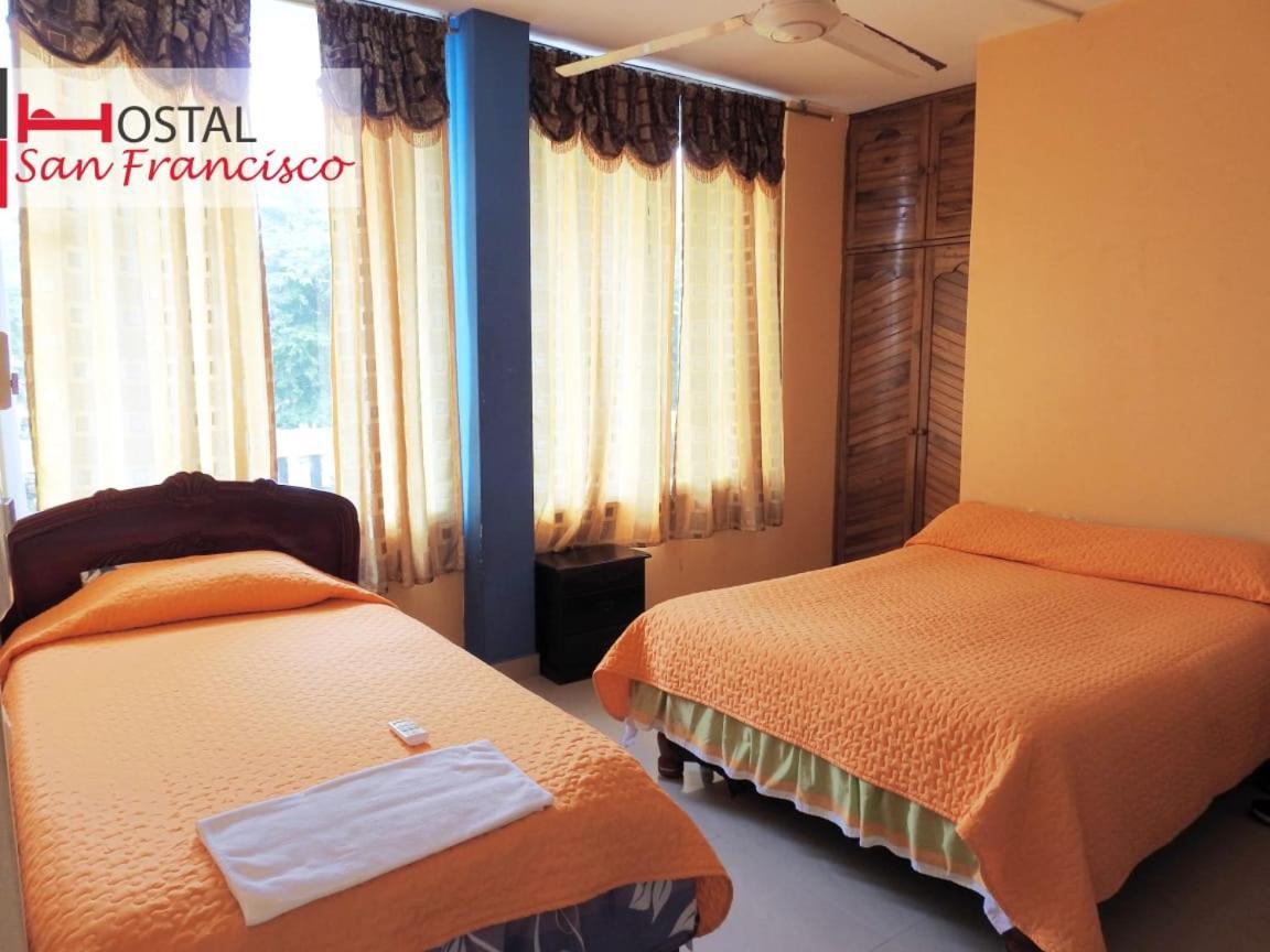 Hostal San Francisco San Cristóbal Ngoại thất bức ảnh